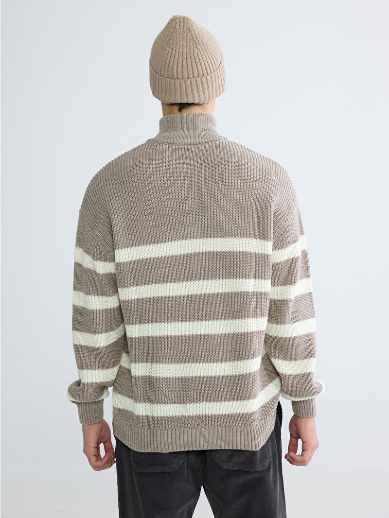 XSIDE Bej Fermuarlı Dik Yaka Çizgili Erkek Triko Kazak - W5DC12Z8
