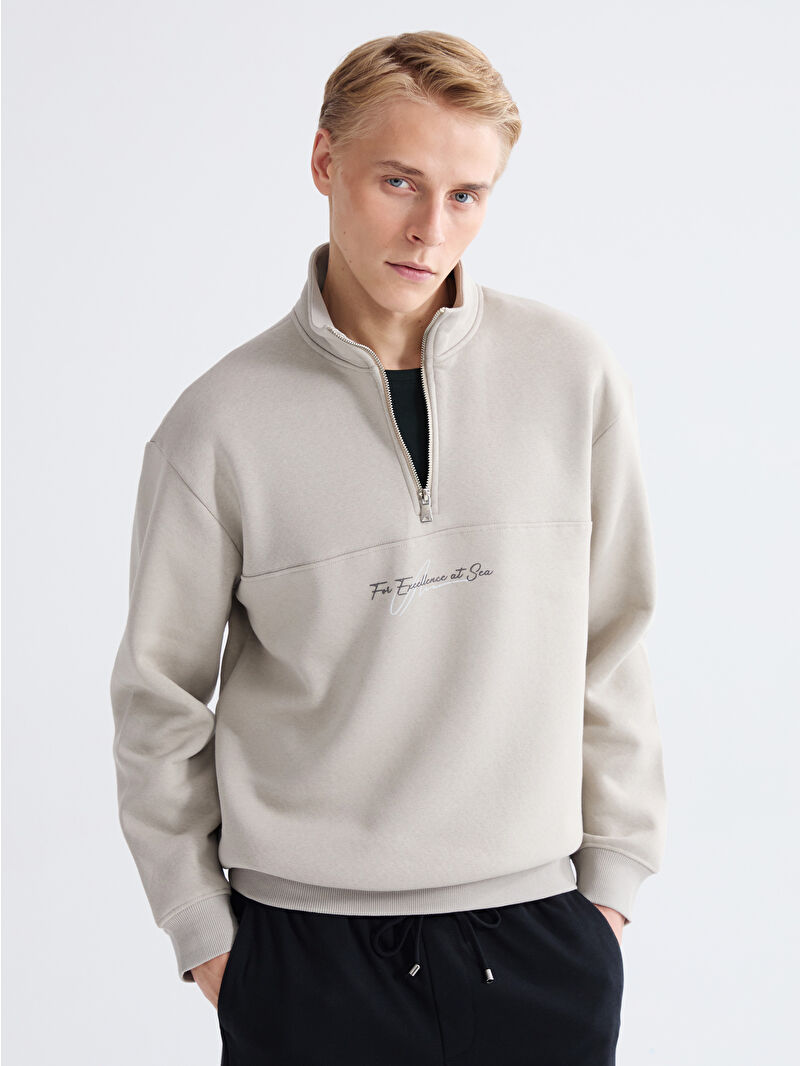 LCW Vision Bej Dik Yaka Baskılı Erkek Kalın Sweatshirt - W5JS93Z8