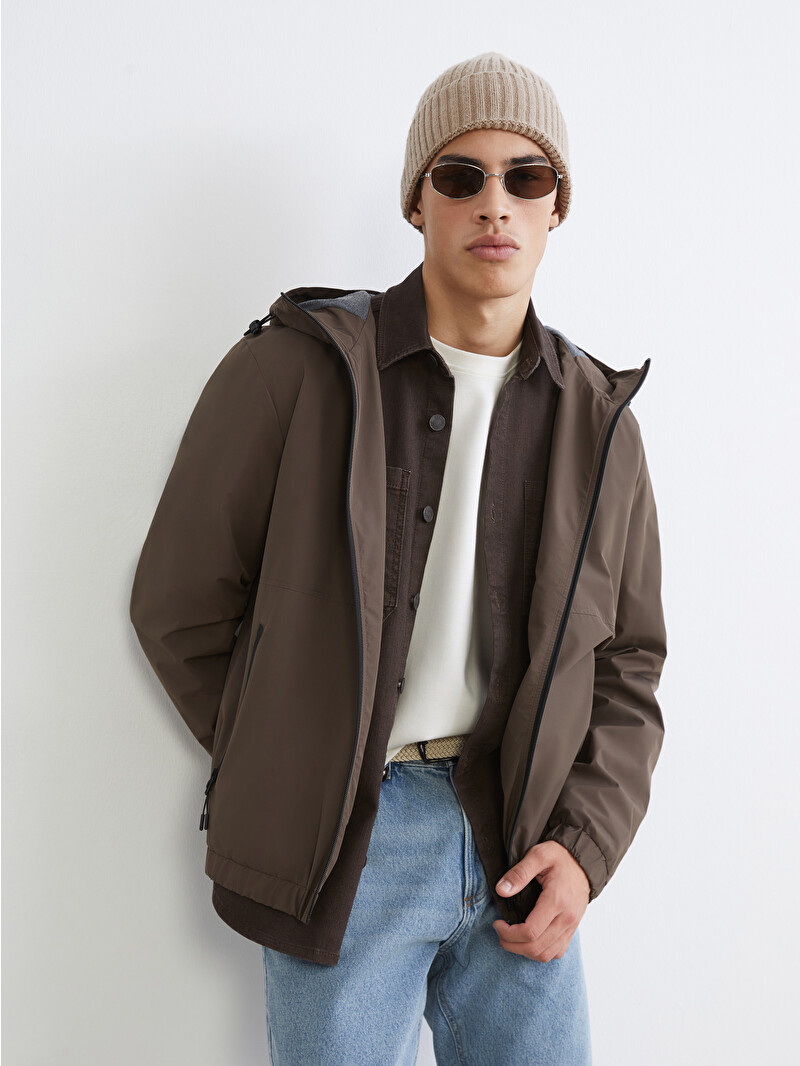 XSIDE Regular Fit Hooded Men's Raincoat - S63897Z8-94W | LC Waikiki