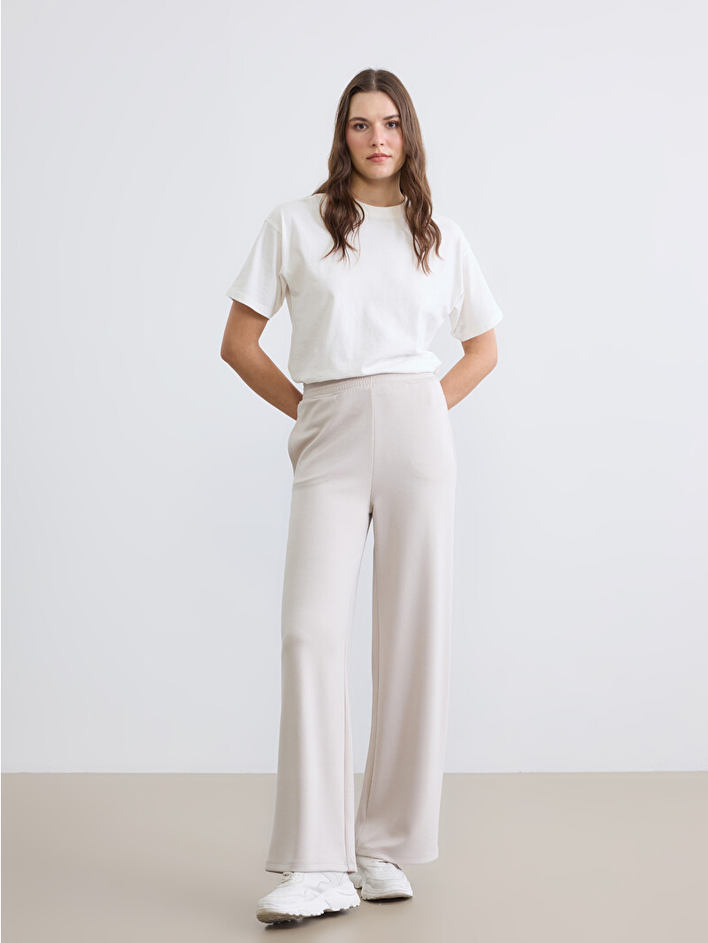 LCWAIKIKI Classic Soft Touch Women's Sweatpants with Elastic