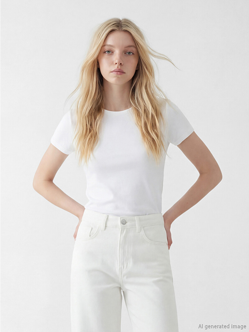 XSIDE Woman White T-Shirt - S6B356Z8-Q6K | LC Waikiki