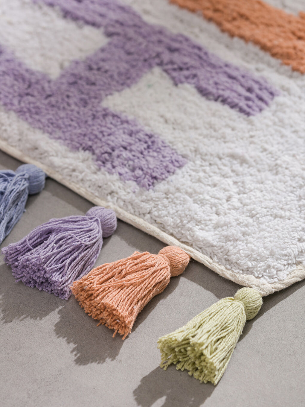 Tasseled Bath Mat 50x70 Cm S4FM78Z8F9C S4FM78Z8F9C LC Waikiki