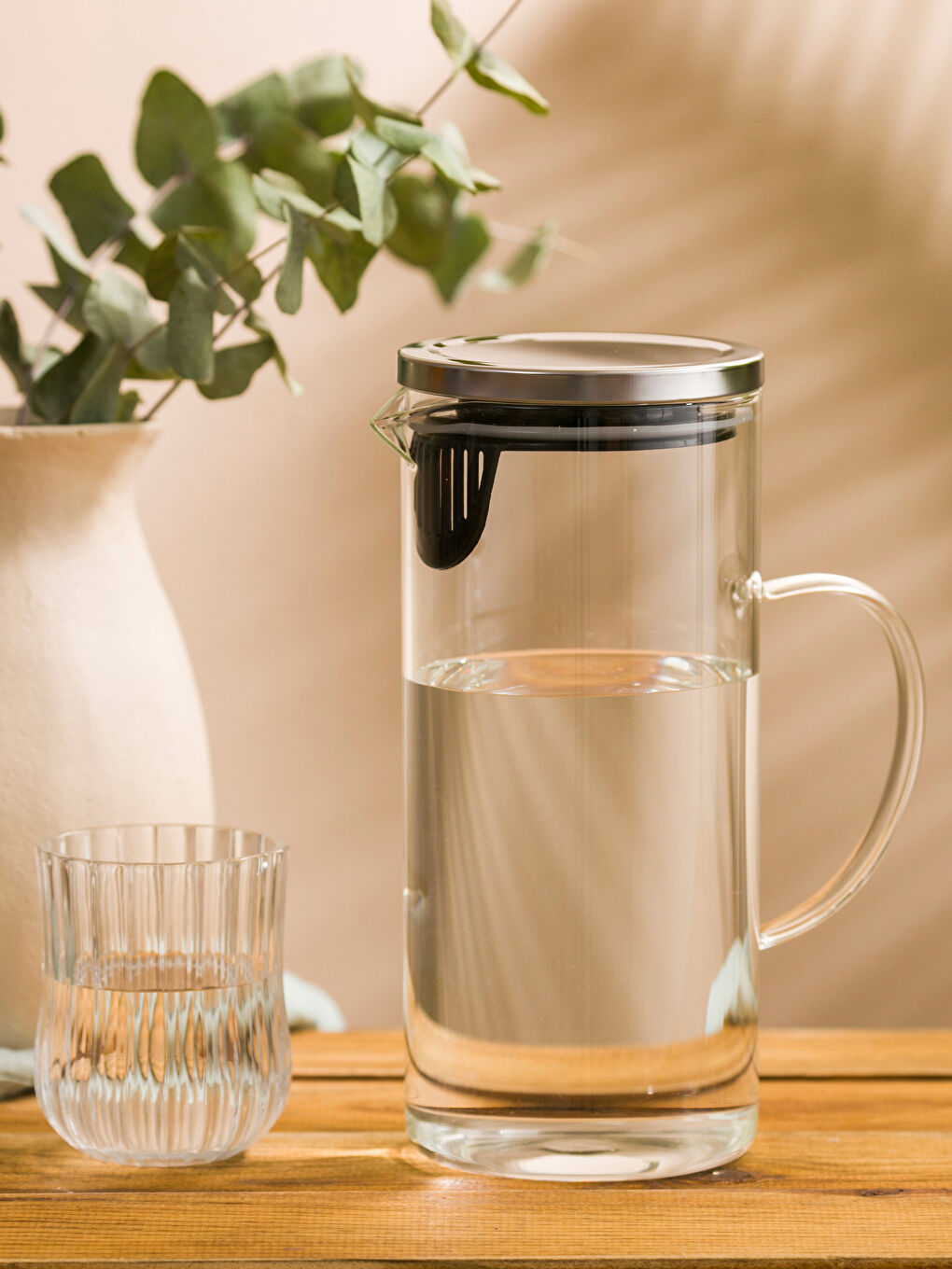 Glass Jug with Vacuum Lid 1250 Ml -S4GH71Z8-Q57 - S4GH71Z8-Q57 - LC Waikiki