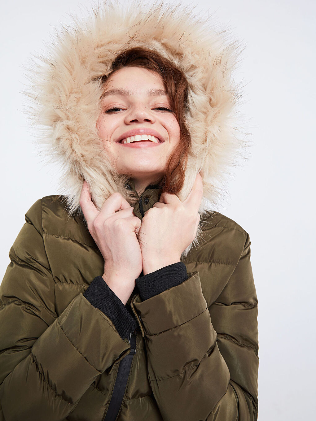 Faux Fur Detailed Heavy Parka with Hood 0WDF18Z8 QUW 0WDF18Z8