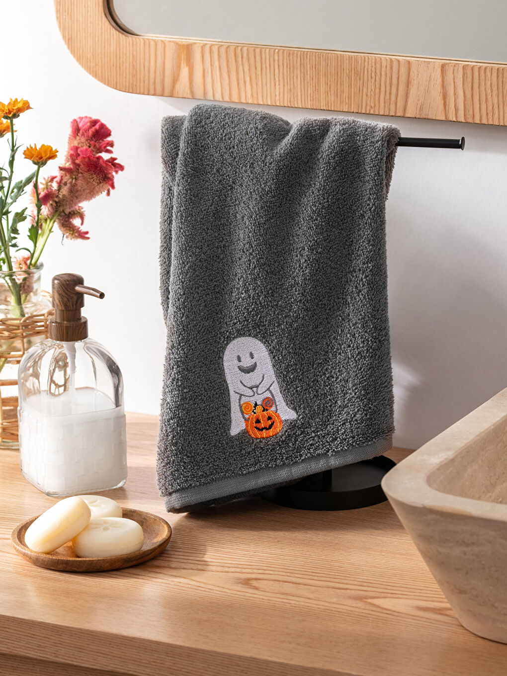 Embroidered Cotton Face Towel 50x80 Cm W2GC48Z8 CZ4 W2GC48Z8 CZ4 LC Waikiki