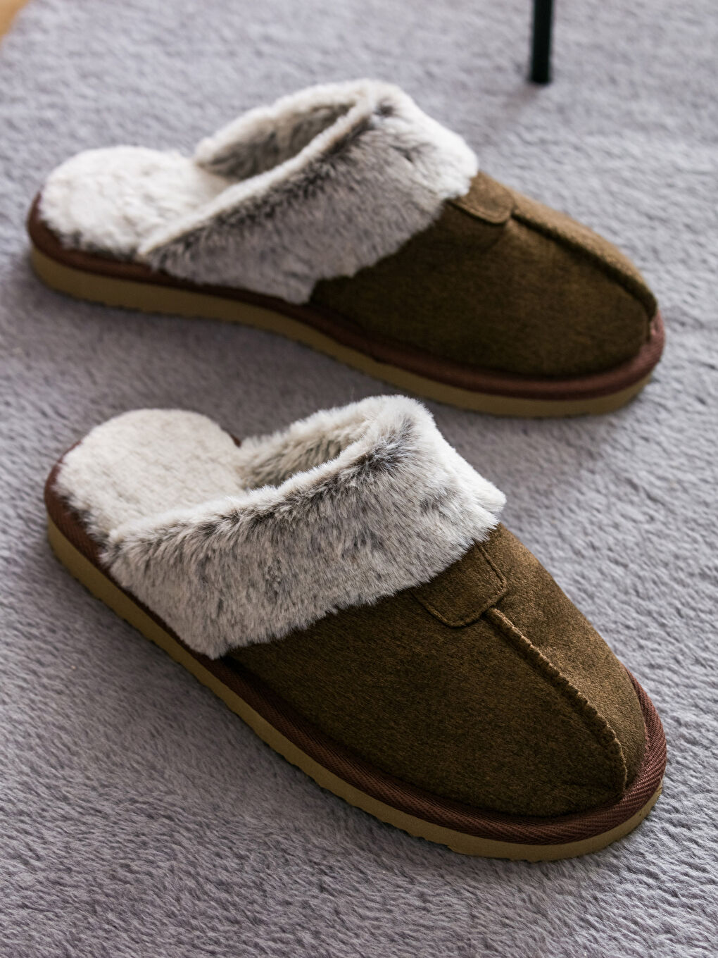 Front covered suede woman home slippers W38292Z8 JKW W38292Z8