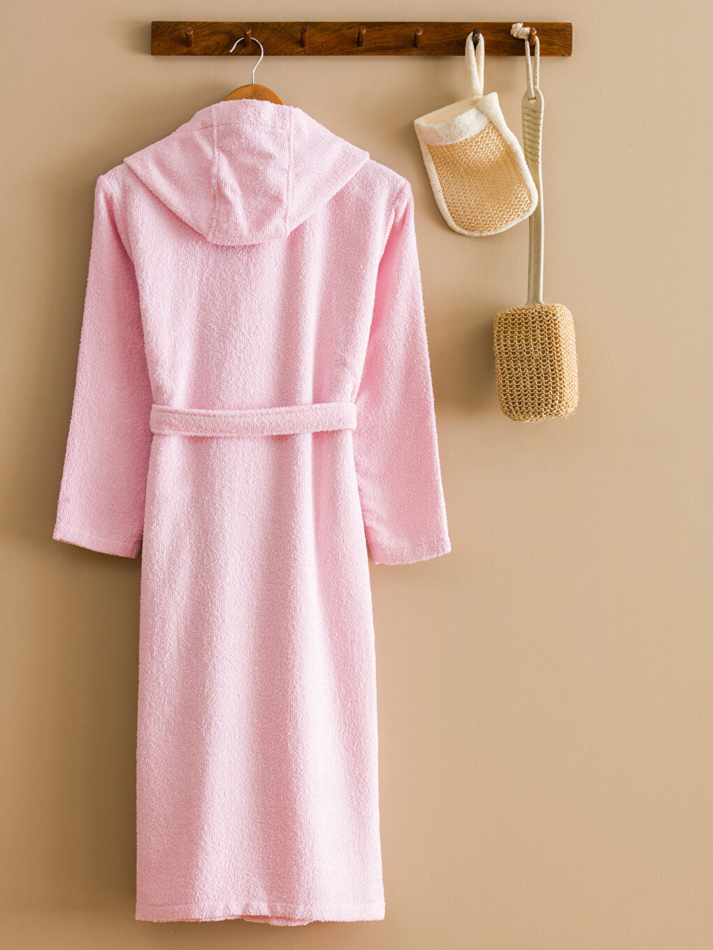 Barbie Embroidered Women s Bathrobe W4AB69Z8 JH4 W4AB69Z8 JH4 LC Waikiki