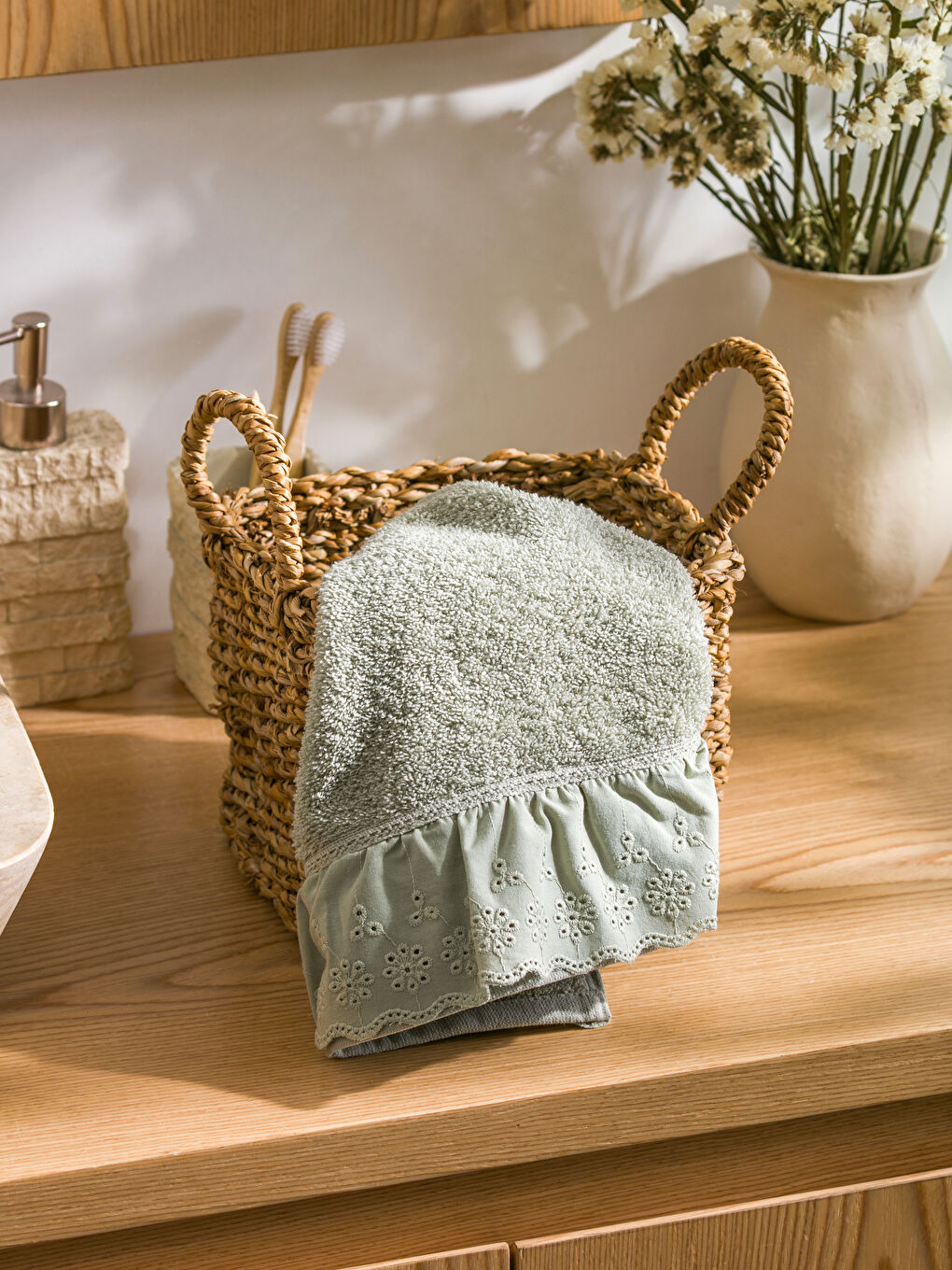 Large basket for towels new arrivals