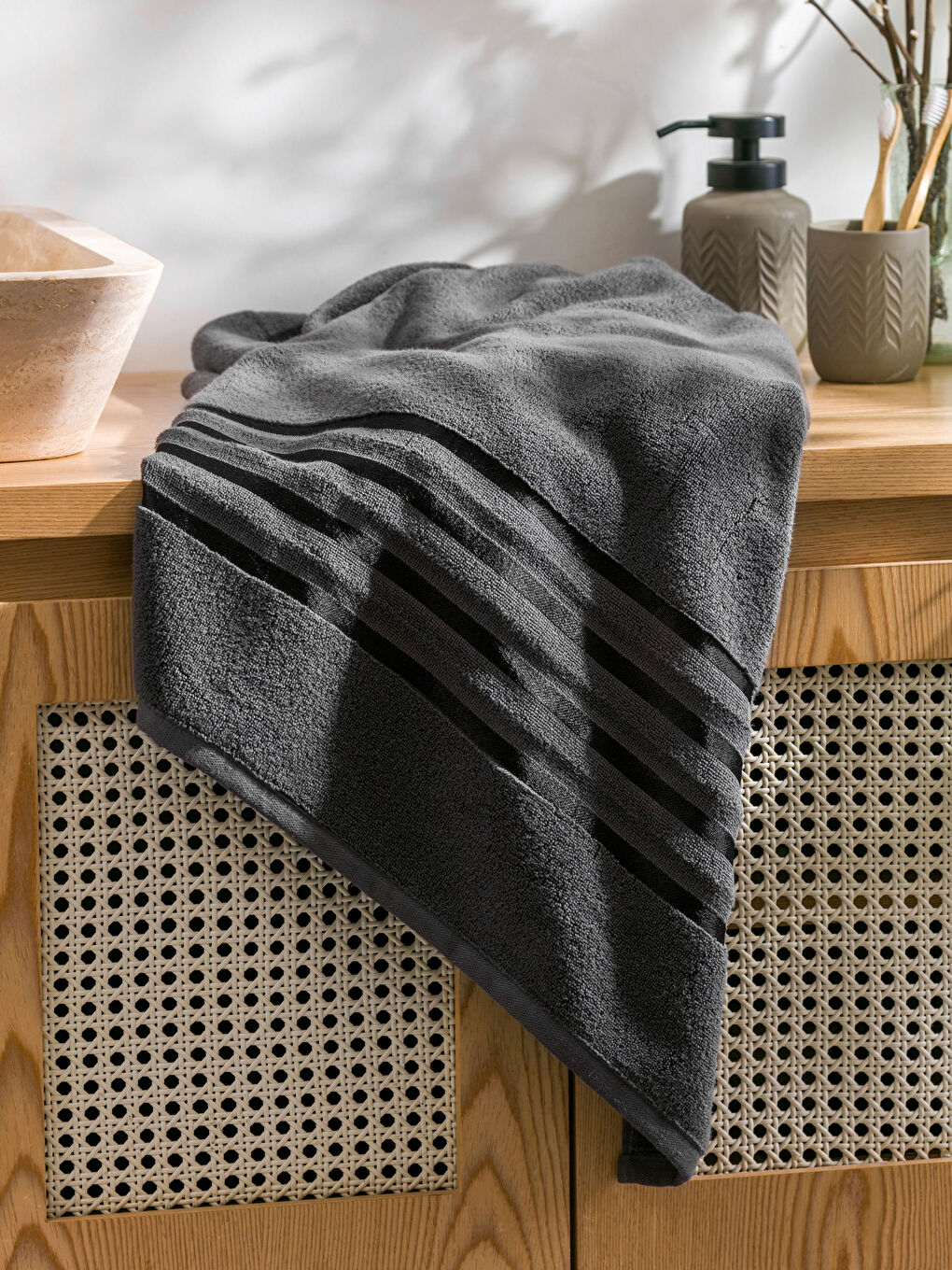 Patterned Bath Towel 70x140 Cm W4H205Z8 UY5 W4H205Z8 UY5 LC Waikiki