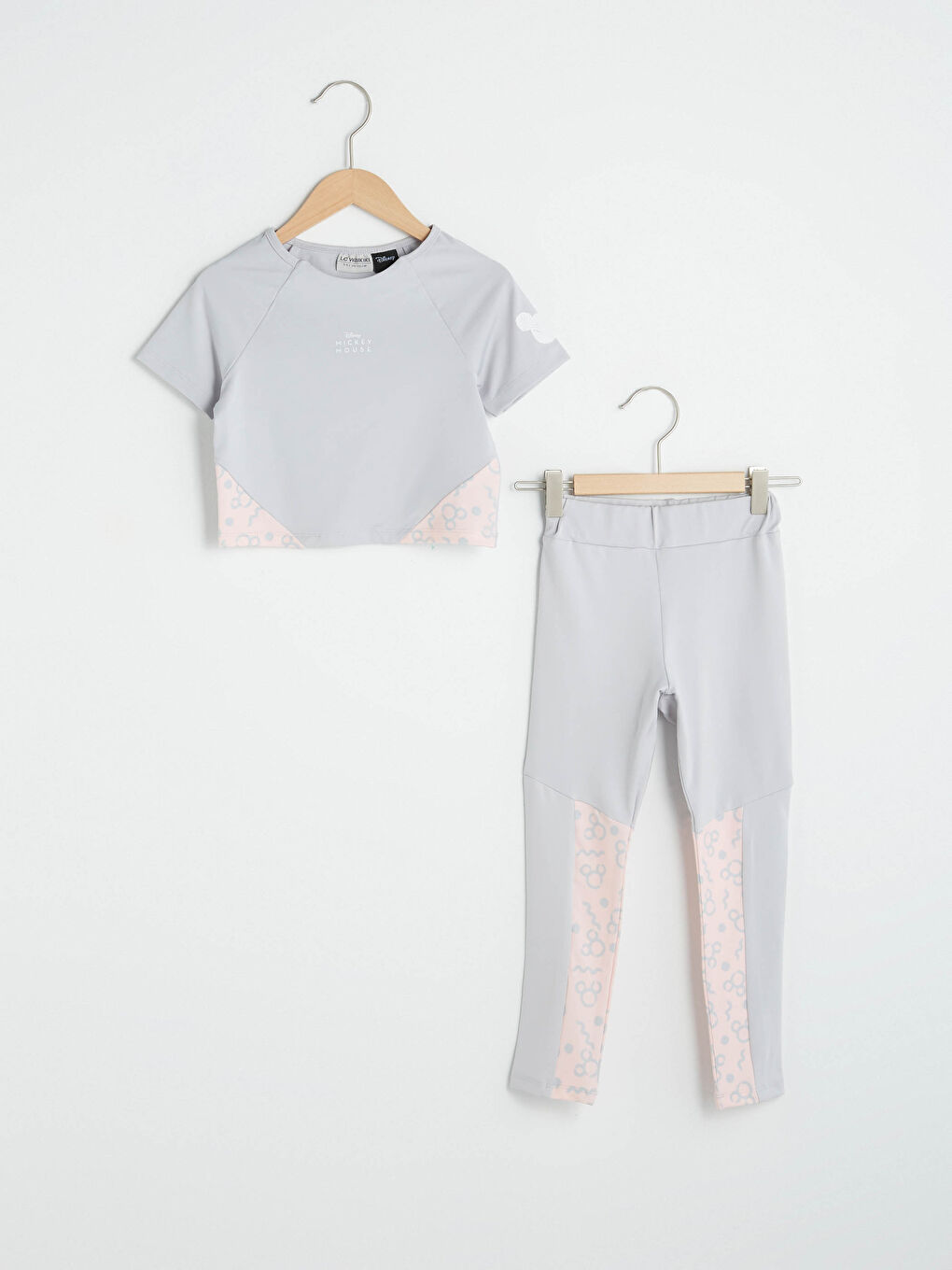 Crew Neck Mickey Mouse Printed Short Sleeve Girls T Shirt And Tights crew-neck-mickey-mouse-printed-short-sleeve-girls-t-shirt-and-tights