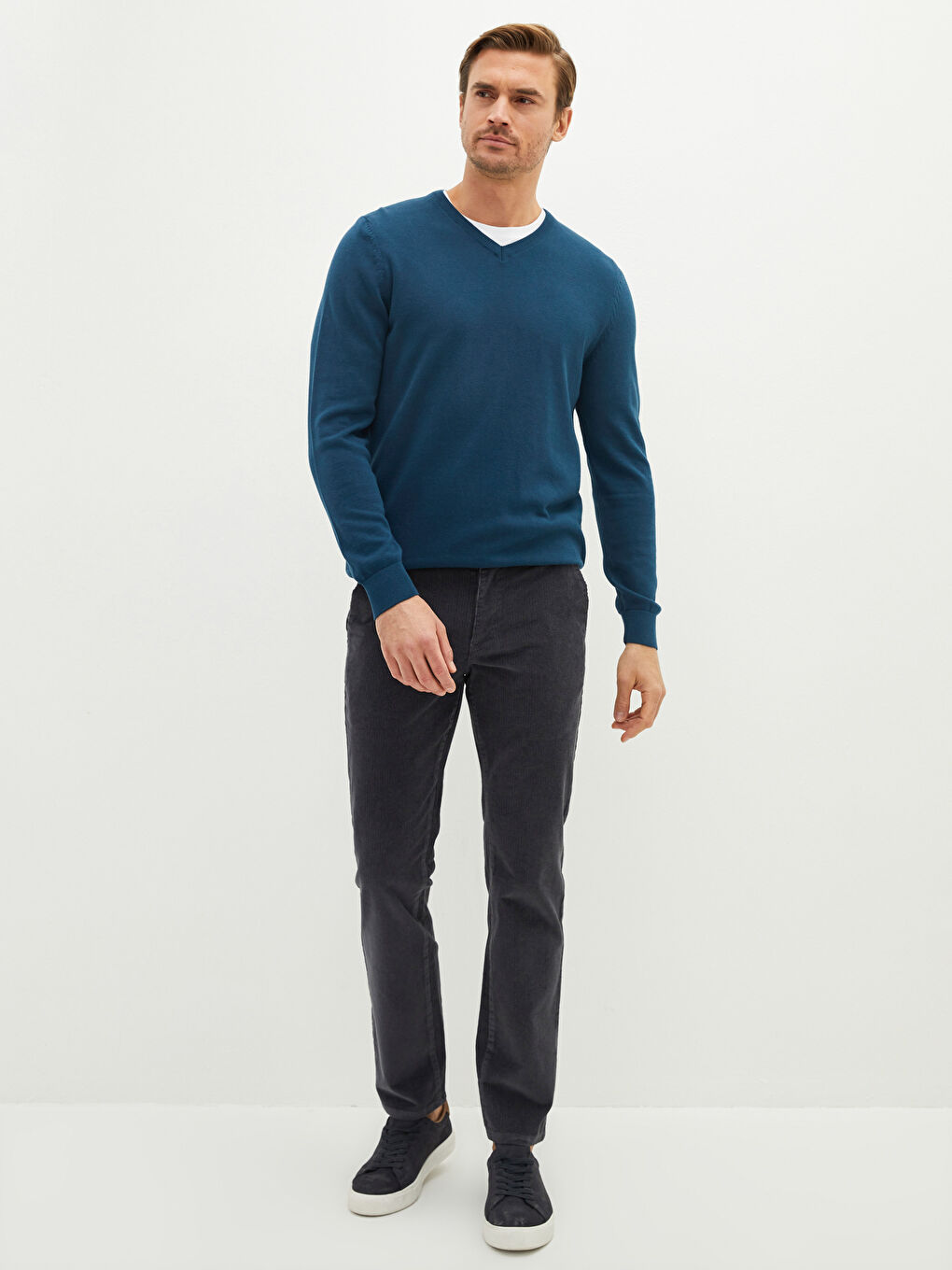 Thin hot sale sweater mens