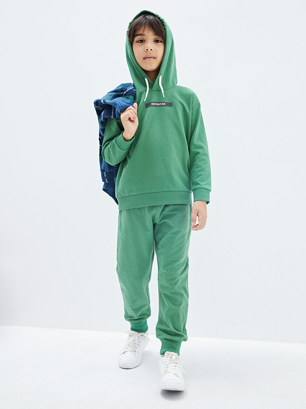 Hooded Printed Long Sleeve Boy Sweatshirt and Sweatpants Hooded Printed Long Sleeve Boy Sweatshirt and Sweatpants