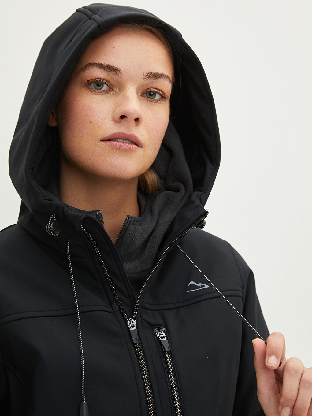 SİYAH Kapüşonlu Uzun Kollu Düz Cep Detaylı Kadın Outdoor Mont