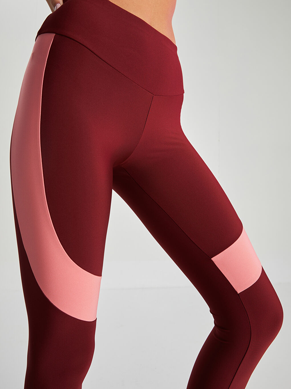 Elastic Waist Women's Sports Tights with Color Block W1LM05Z8R9N