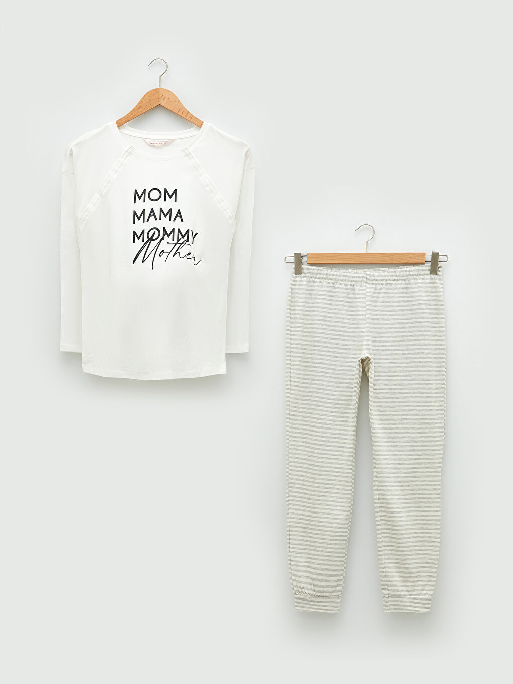 Crew Neck Printed Long Sleeve Maternity Pajamas Set With Breastfeeding  -S29168Z8-998 - S29168Z8-998 - LC Waikiki