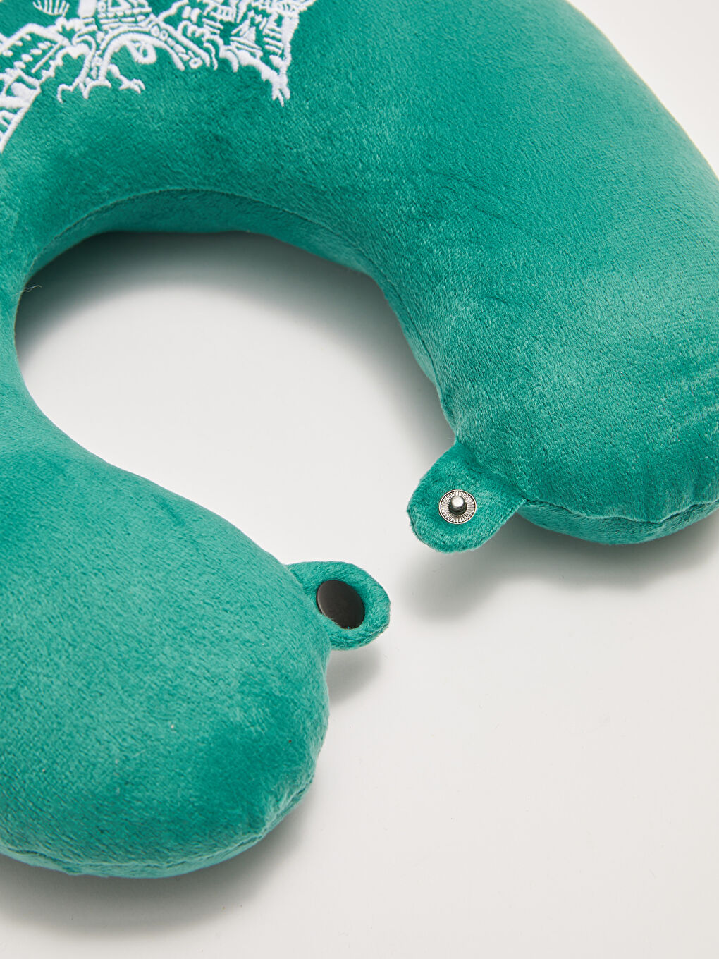 Embroidered Men's Neck Pillow S2FO91Z8RZX S2FO91Z8RZX LC Waikiki