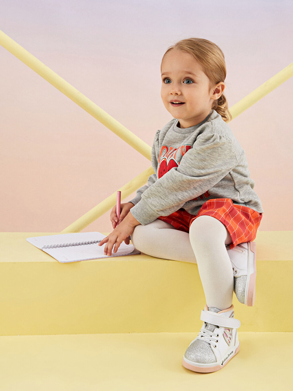 Komplet šorts i hulahopke W2H349Z1LME W2H349Z1LME LC Waikiki