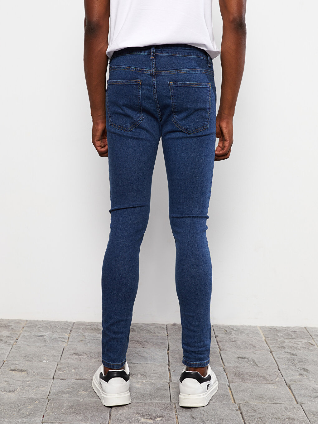 Blue MAN Super Skinny Fit Narrow Leg Jean Trousers 2377288 | DeFacto