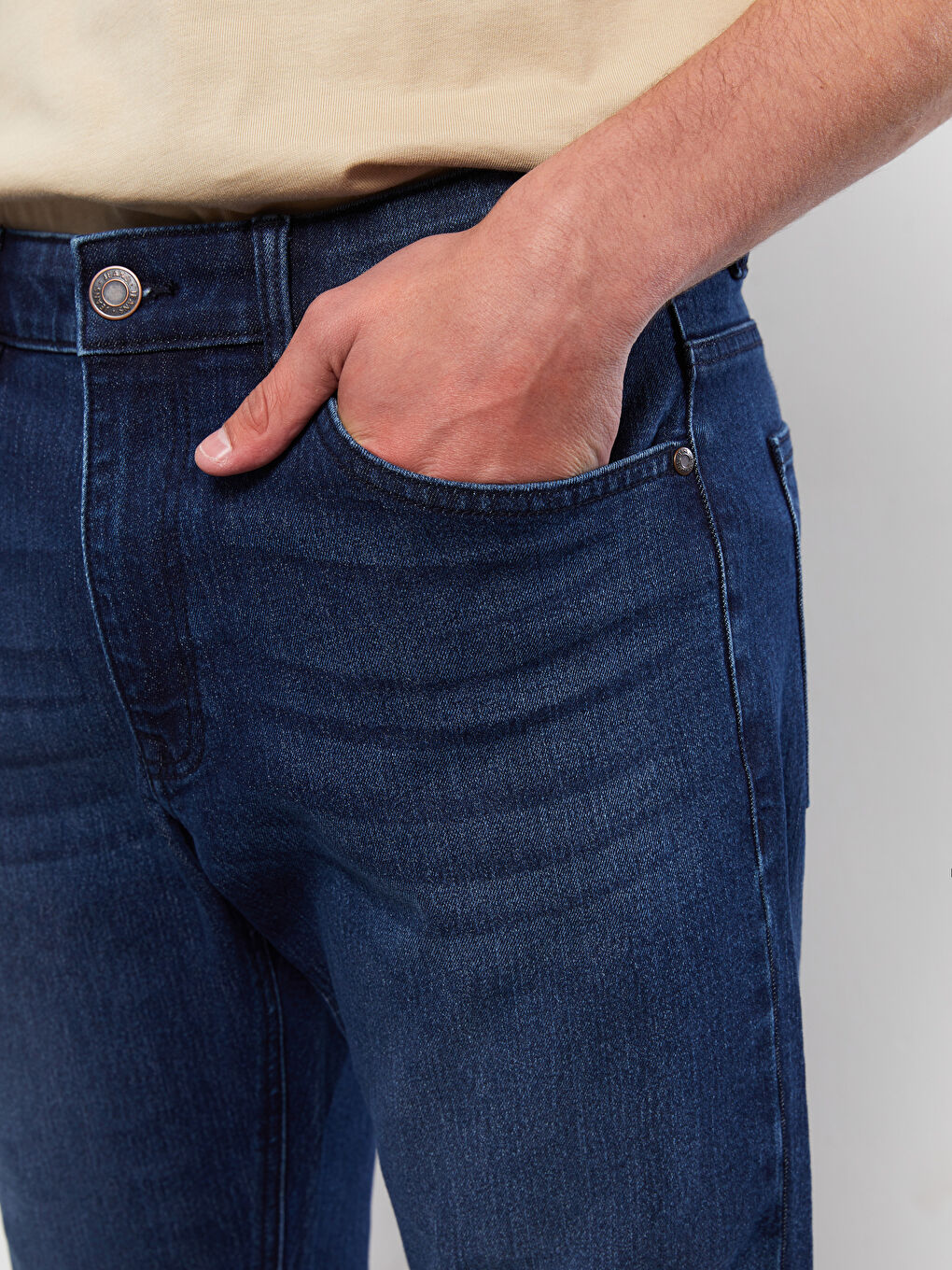 779 Regular Fit Men's Denim Trousers W26832Z8309 W26832Z8309 LC