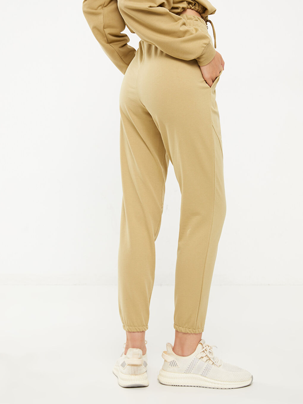 Women's Elastic Waist Regular Sweatpants W29631Z8TBN W29631Z8TBN