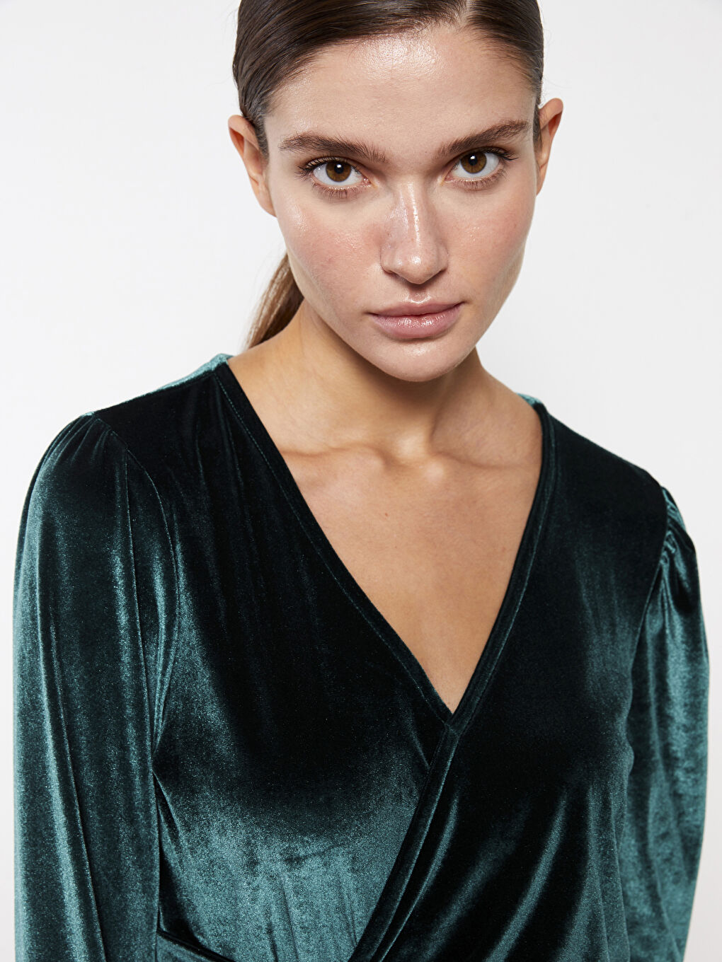 v-neck-regular-long-sleeve-velvet-women-s-dress-w2ff07z8-jl0