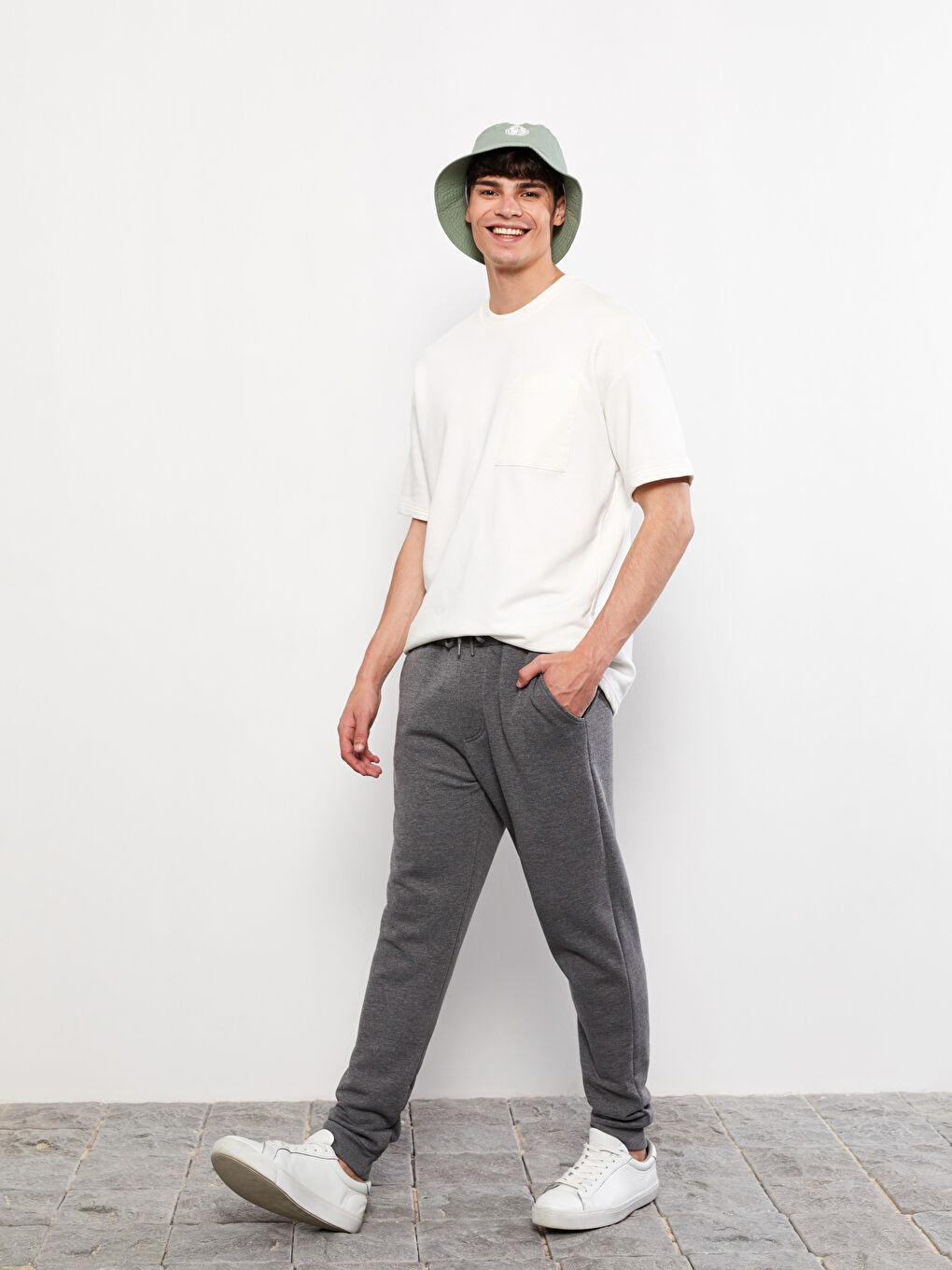Slim Fit Men's Thick Jogger Sweatpants -W2GJ09Z8-L8N