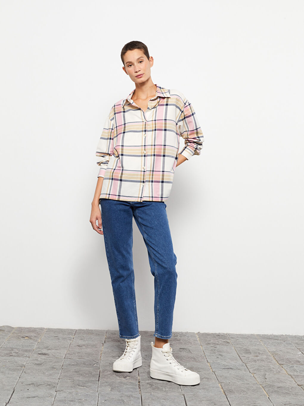 Plaid Long Sleeve Oversize Women's Lumberjack Shirt Plaid Long Sleeve Oversize Women's Lumberjack Shirt