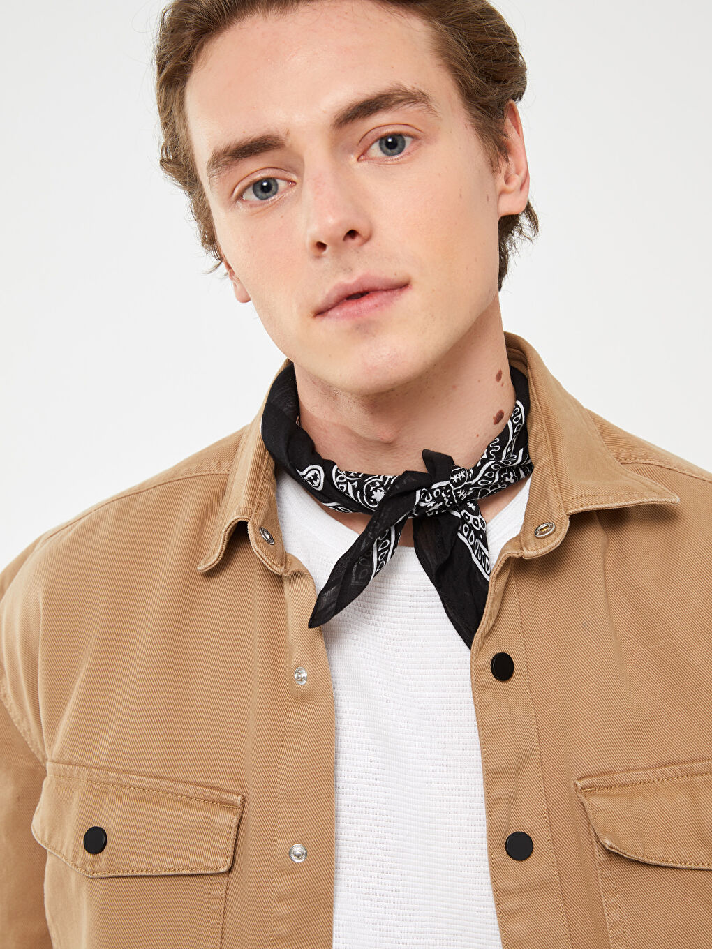 کت پیراهن مردانه فیت راحت ال سی وایکیکی کژوال S31459Z8 | LCW Casual - Image 4