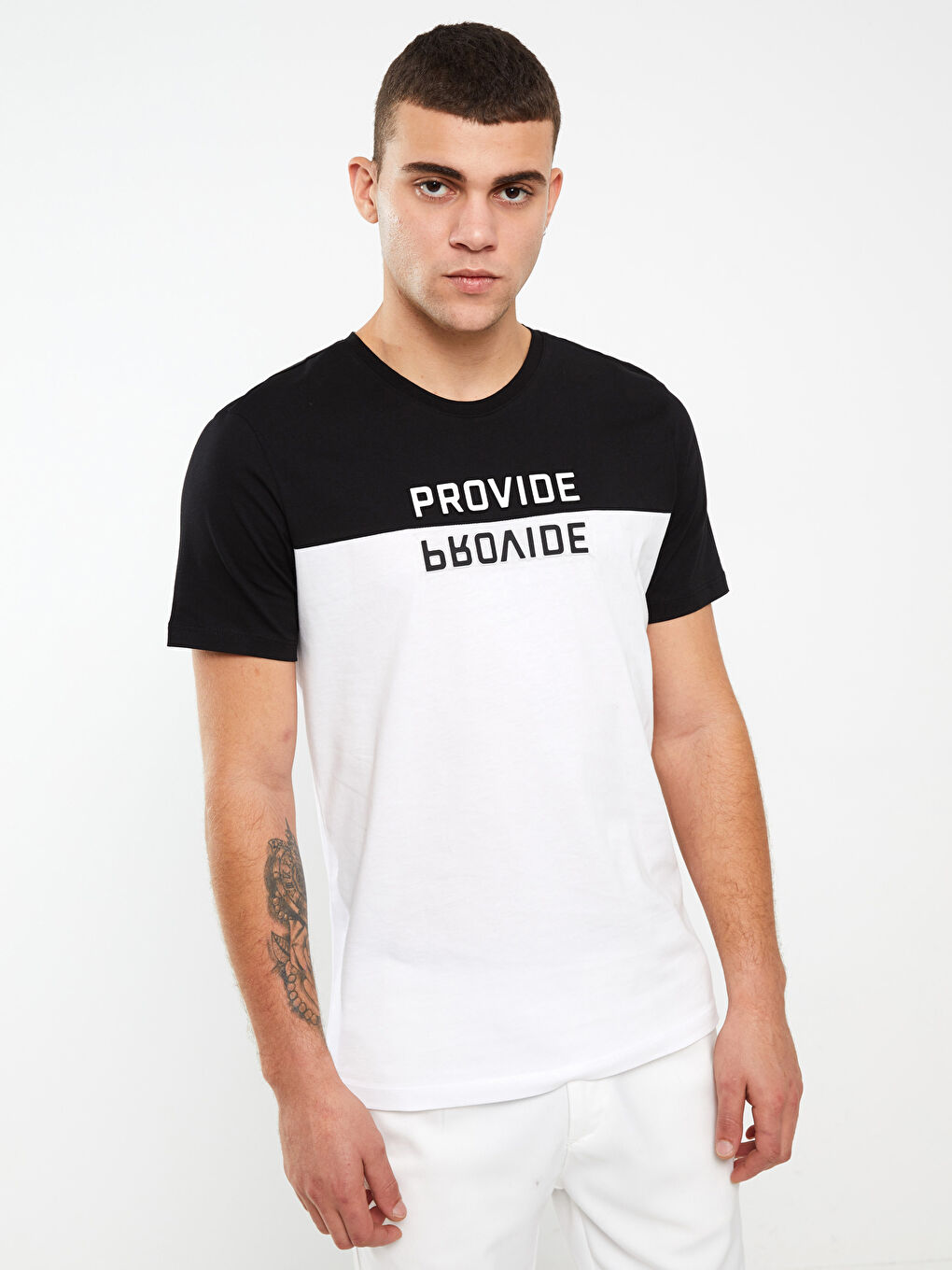 Calvin Klein crew neck t-shirt in black, ASOS