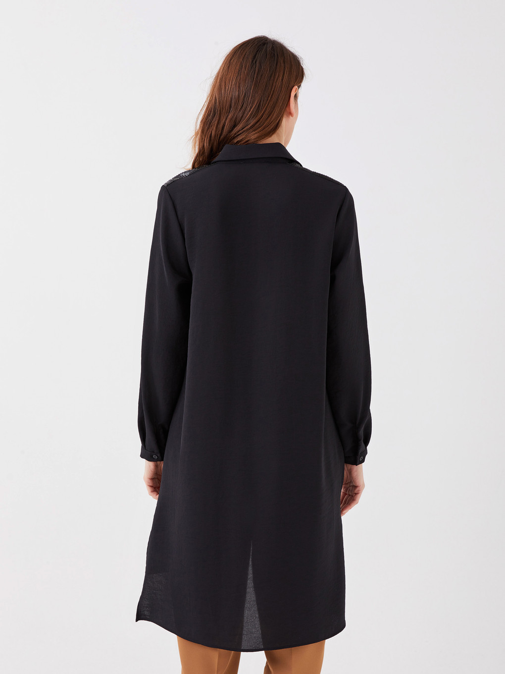 Chemisier Tunique Ann Taylor Sans Manches - Col Fendu Noir - Triacétate - Neuf Avec étiquettes