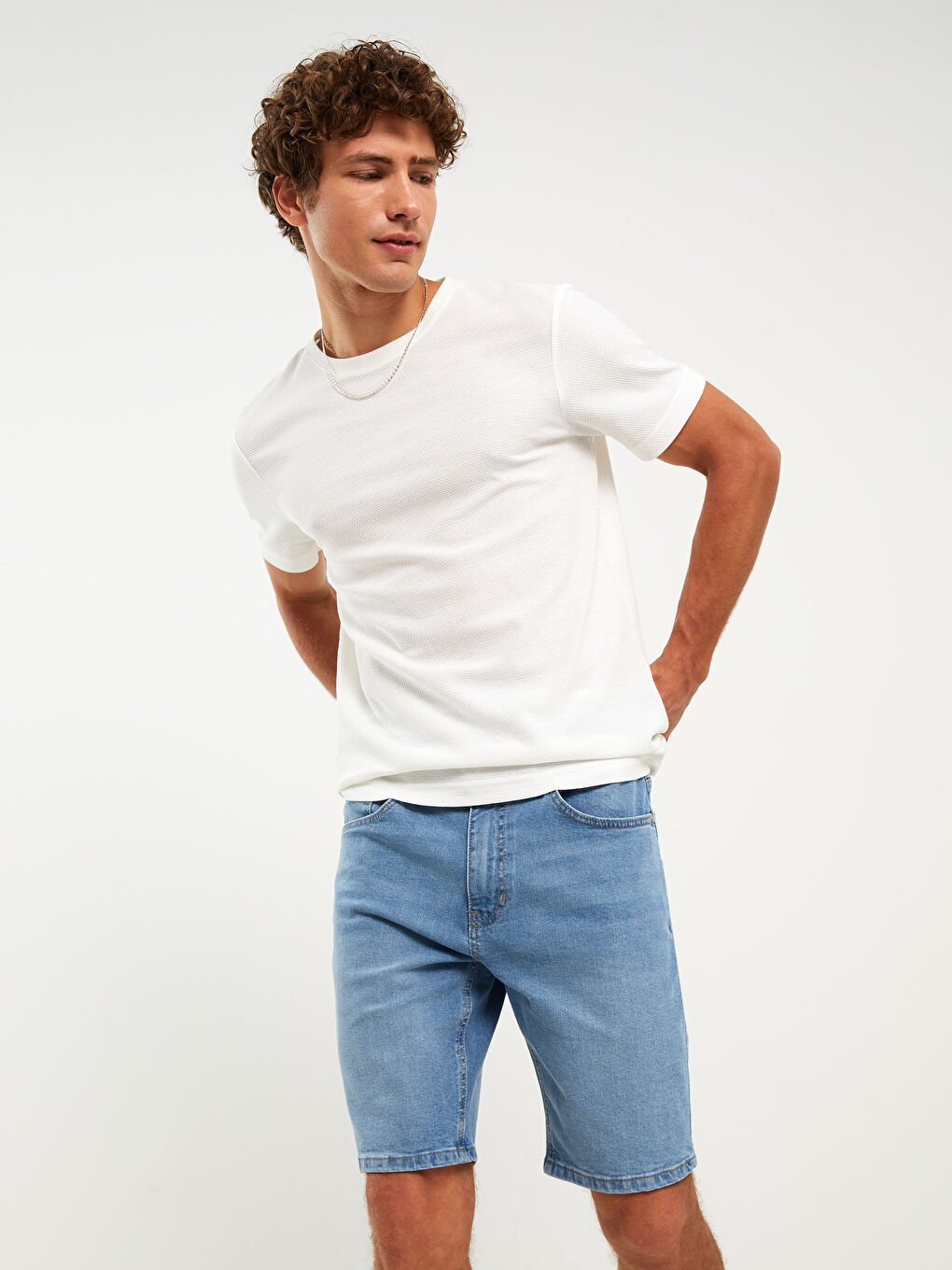 Ripped comfort slim fit denim Bermuda shorts - - | Lefties Oman