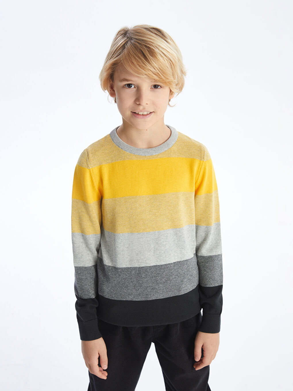 Crew Neck Long Sleeve Boy Tricot Sweater with Color Block W30976Z4 LKF W30976Z4 LKF LC Waikiki