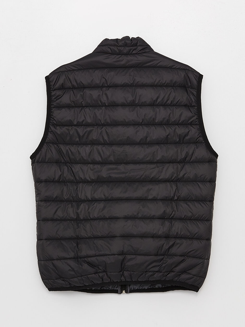 LC WAIKIKI Standard Fit Funnel Neck Men's Puffer Gilet