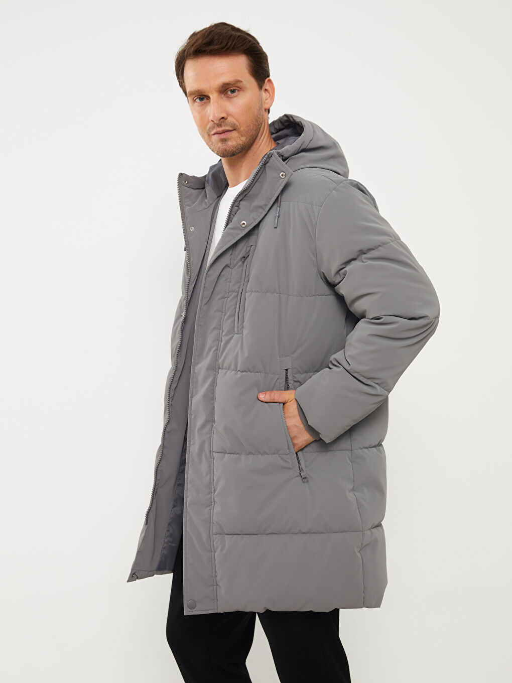 LC WAIKIKI Relaxed Fit Hooded Men's Puffer Coat -W31303Z8-V36