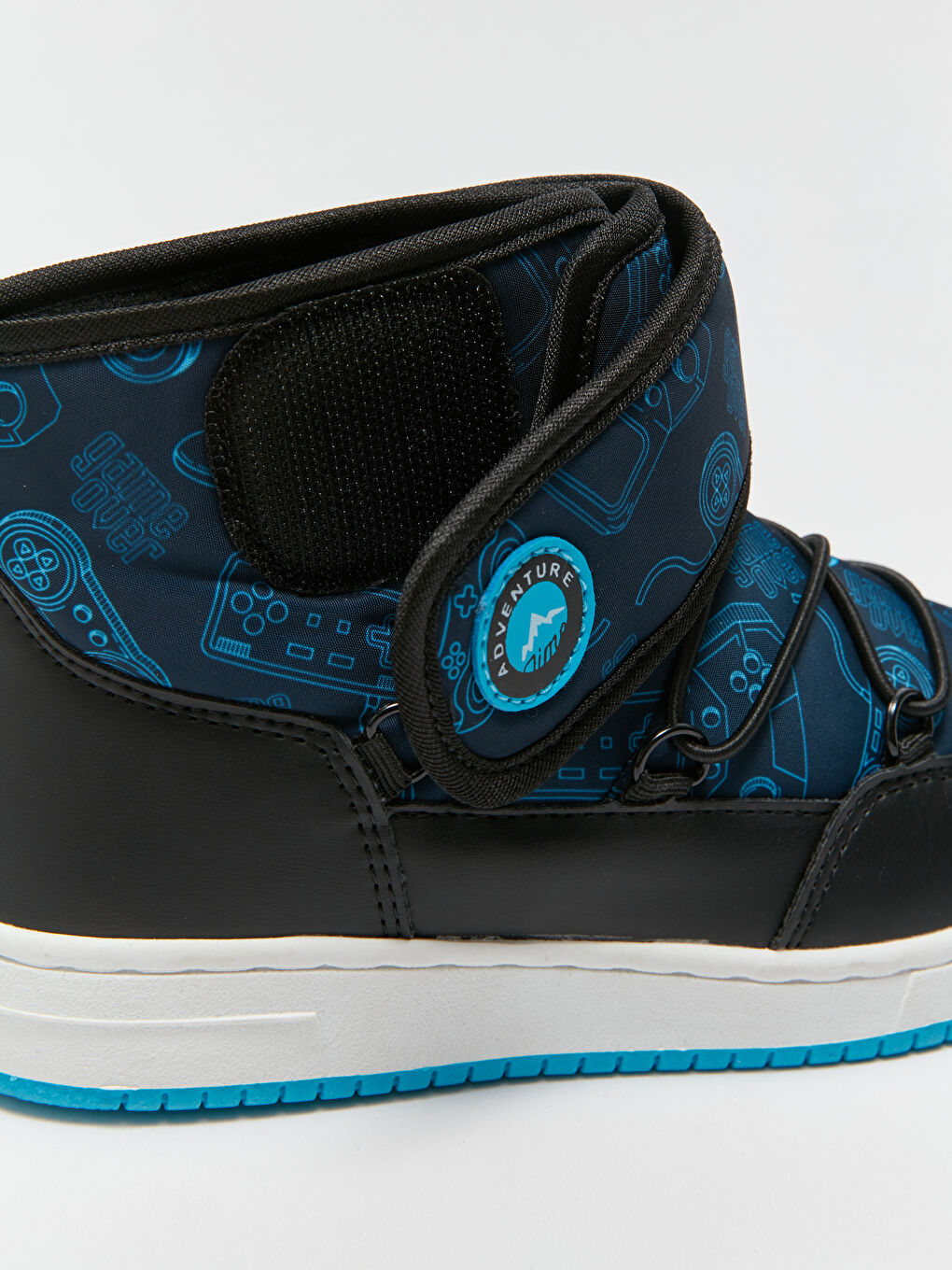 Walmart speaker new arrivals shoes