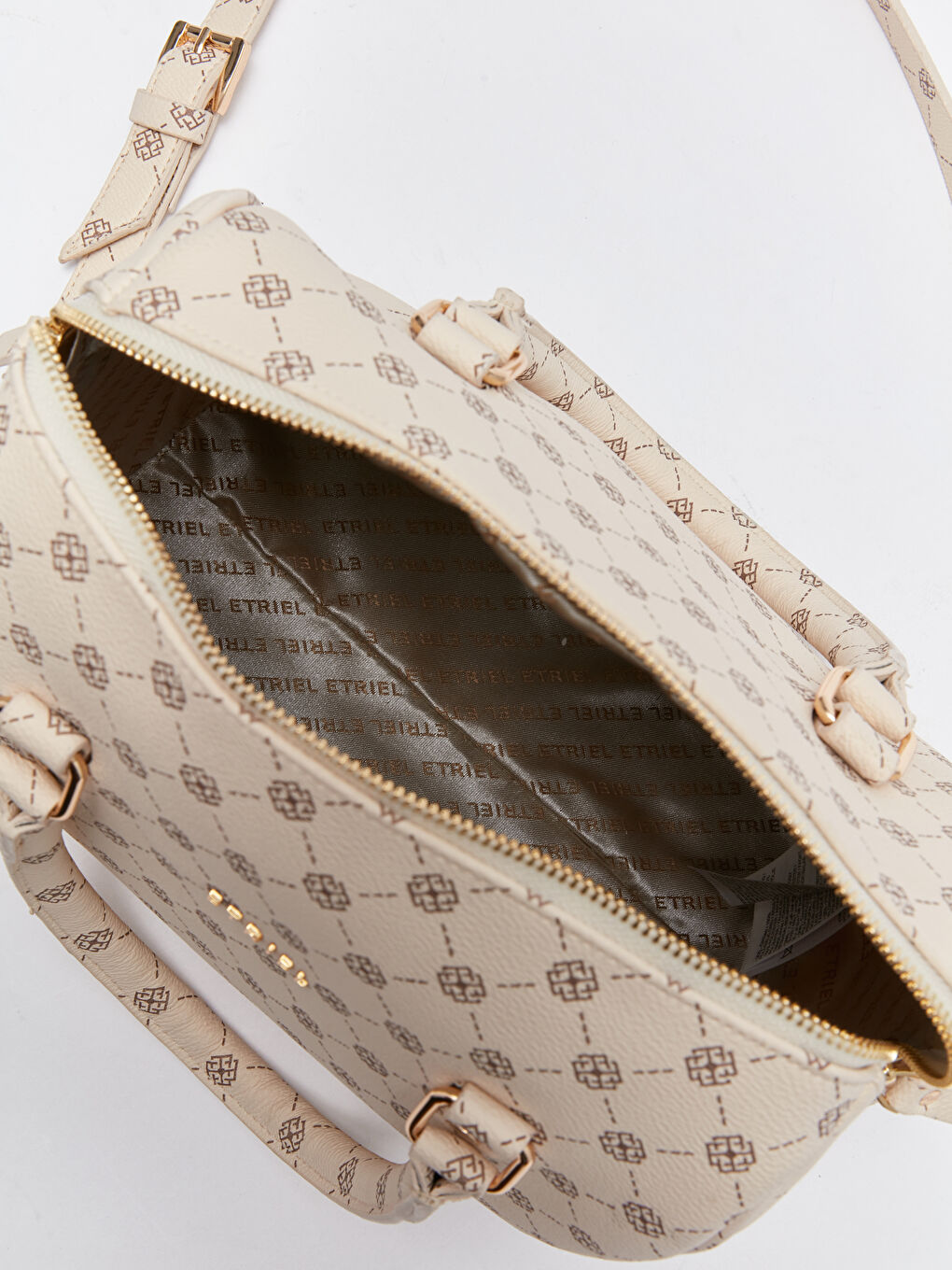 Guess logo love clearance box satchel