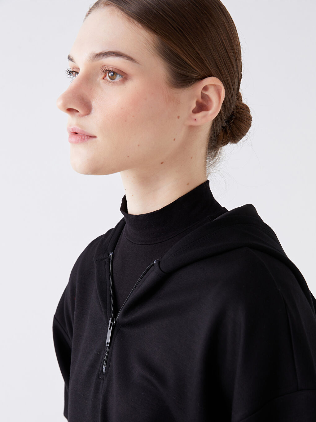 هودی زنانه ال سی وایکیکی کلاسیک W3IP69Z8 - CVL | LCWAIKIKI Classic - Image 3