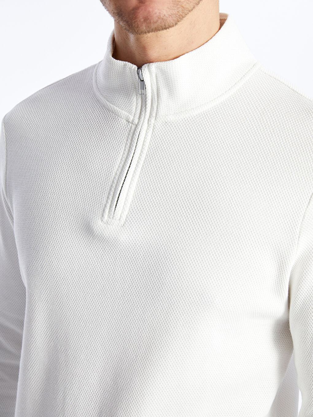 سویشرت مردانه فیت راحت ال سی وایکیکی کلاسیک S40777Z8 | LCWAIKIKI Classic - Image 4