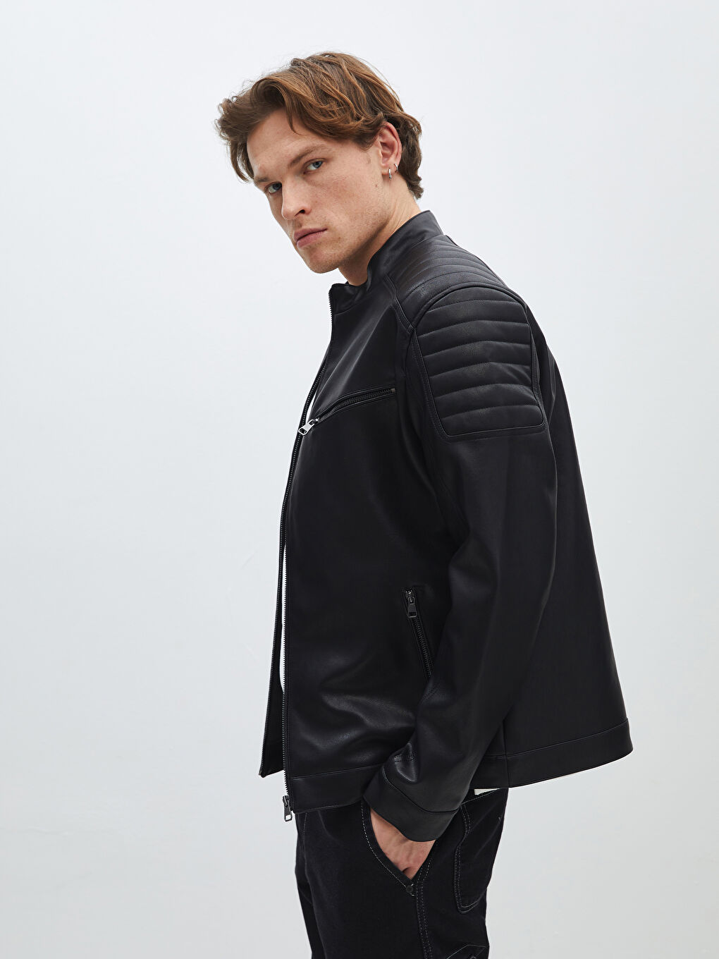 Slim Fit Turtle Neck Men s Faux Leather Jacket S41173Z8 CVL S41173Z8 CVL LC Waikiki