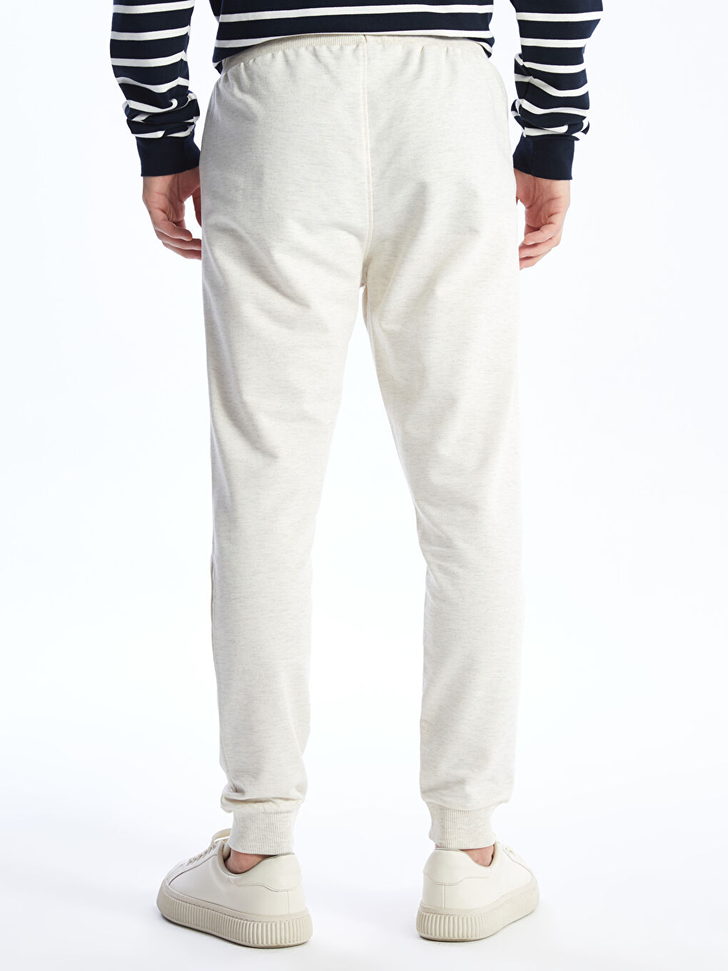 شلوار ورزشی مردانه اسلیم فیت ال سی وایکیکی کژوال S42005Z8 | LCW Casual - Image 5