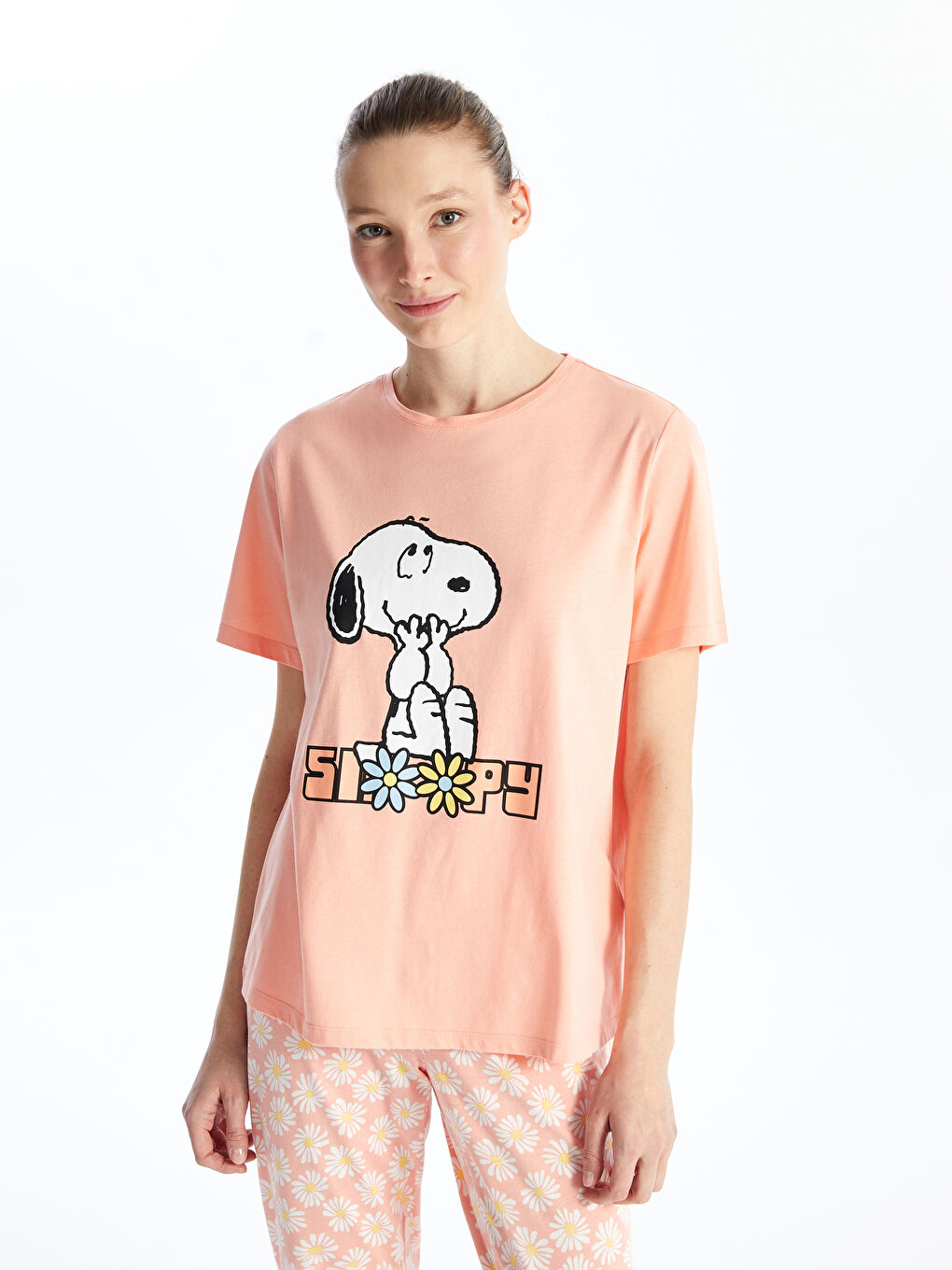 Crew Neck Snoopy Printed Short Sleeve Women s Pajamas Set S49104Z8 LSK S49104Z8 LSK LC Waikiki