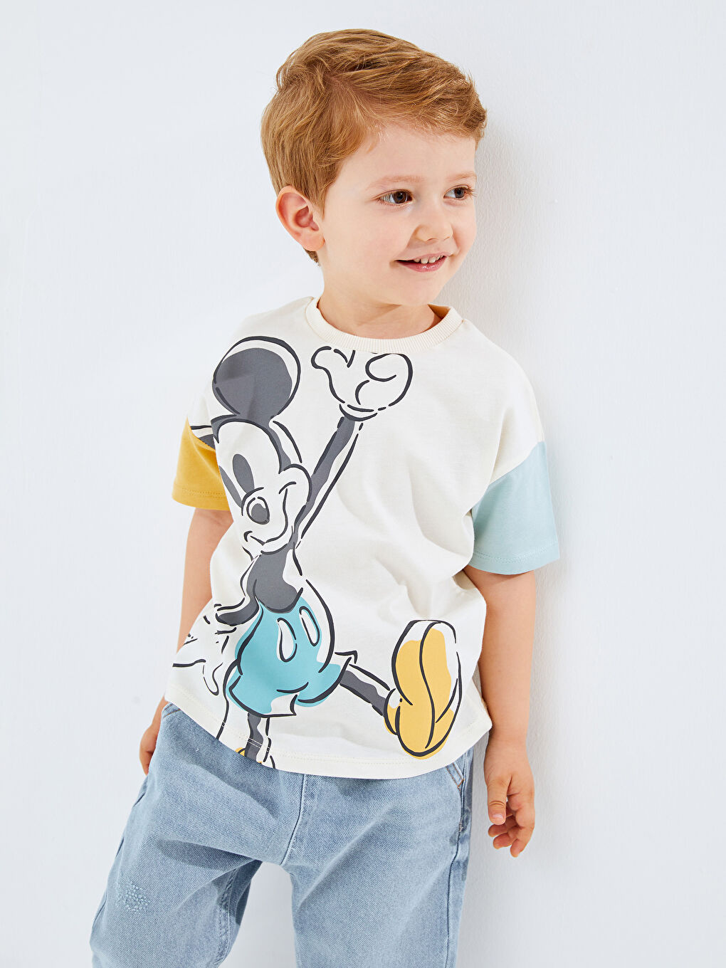 Crew Neck Short Sleeve Mickey Mouse Printed Baby Boy T Shirt S4FS48Z1 QVK S4FS48Z1 QVK LC Waikiki