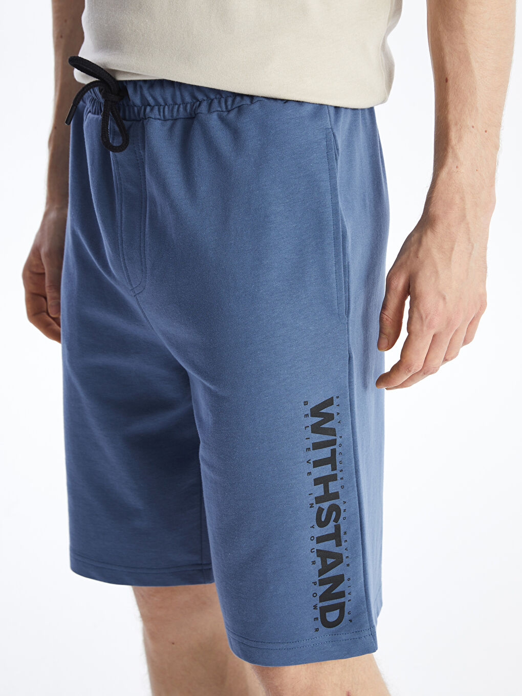 برمودا مردانه اسلیم فیت ال سی وایکیکی کژوال S4GD40Z8 | LCW Casual - Image 5