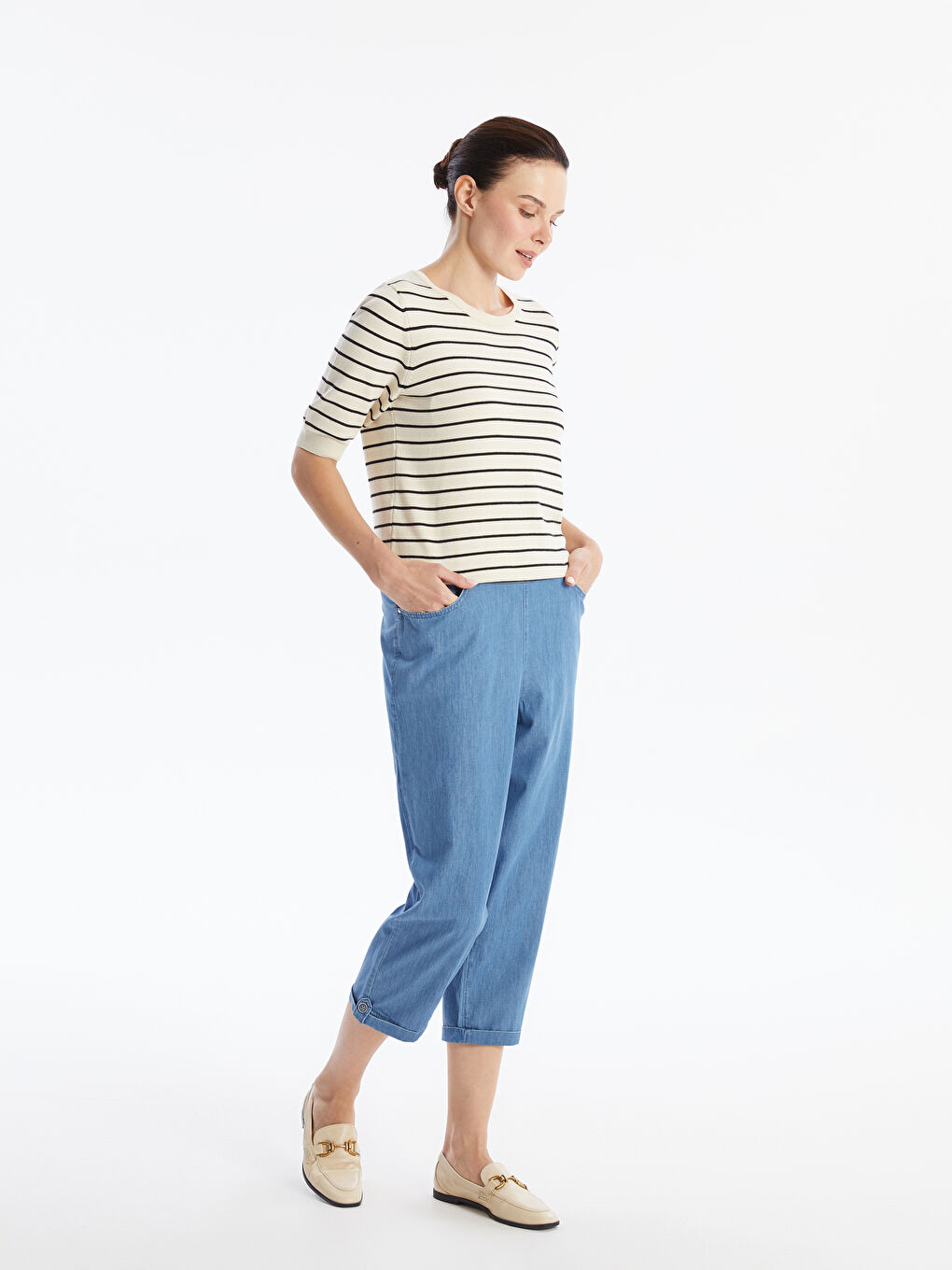 Women s Elastic Waist Straight Jean Capri S4JH60Z8 563 S4JH60Z8 563 LC Waikiki