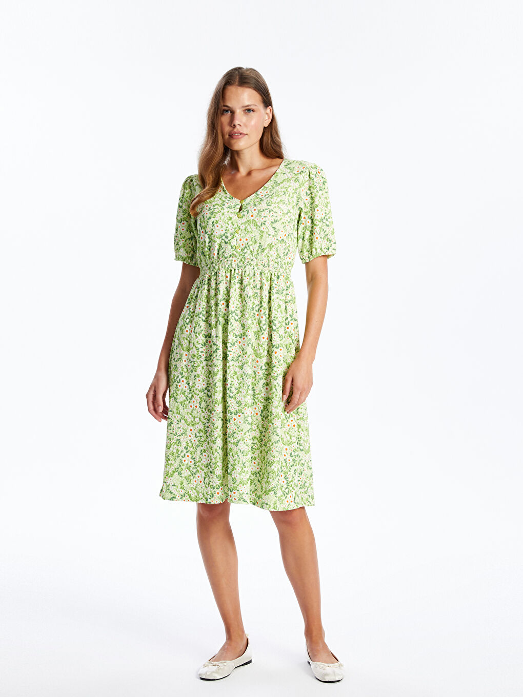 LC WAIKIKI V-Neck Floral Short Sleeve Maternity Dress -S4LN18Z8