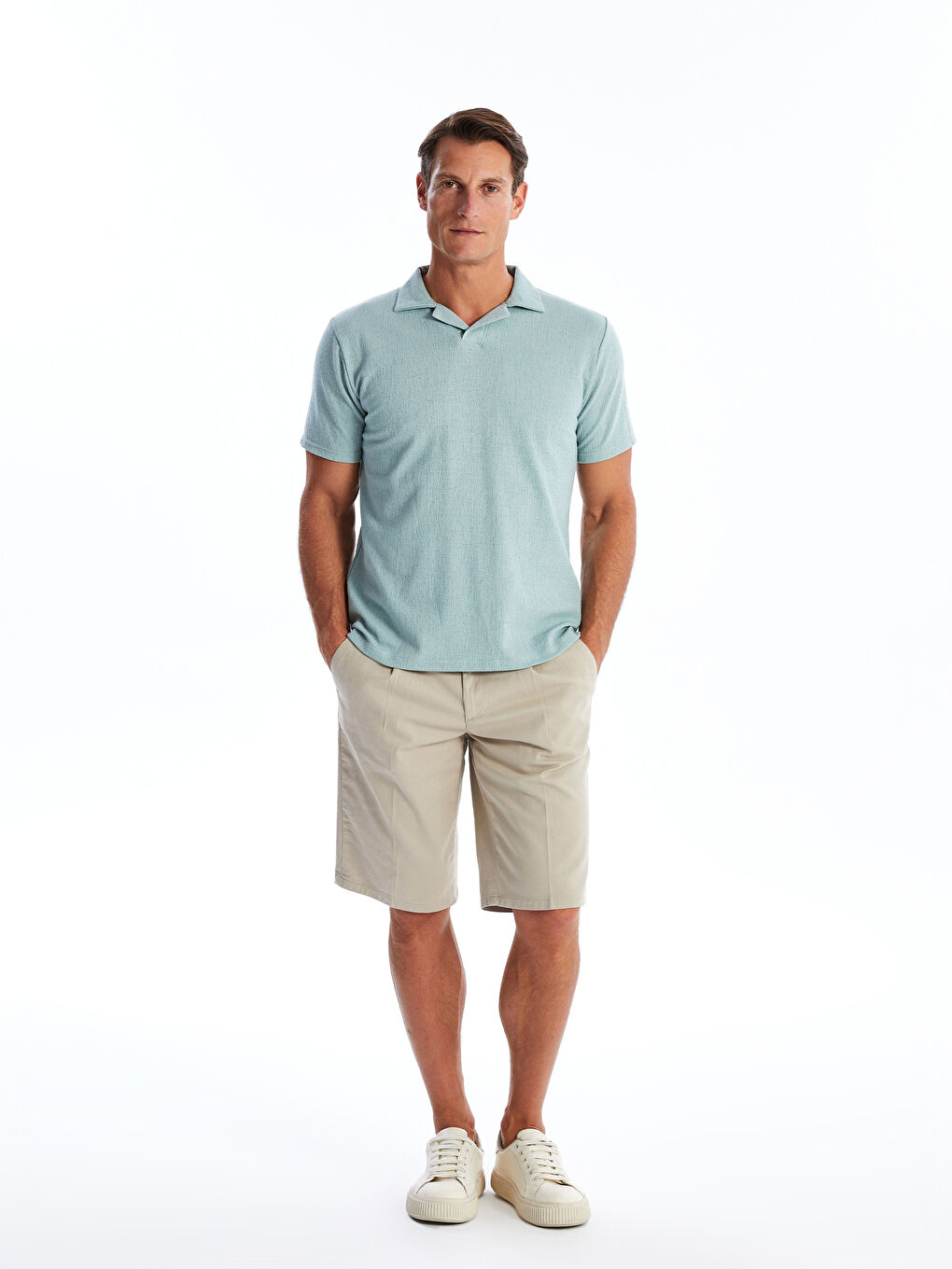 LC WAIKIKI Relaxed Fit Gabardine Men's Bermuda Shorts -S4ND67Z8