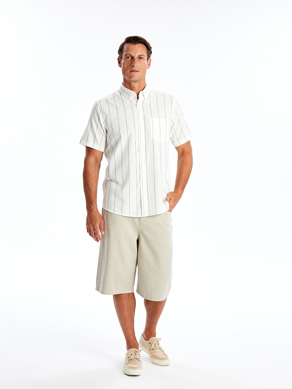 Regular Fit Short Sleeve Striped Oxford Men's Shirt -S4NF59Z8-LFT -  S4NF59Z8-LFT - LC Waikiki