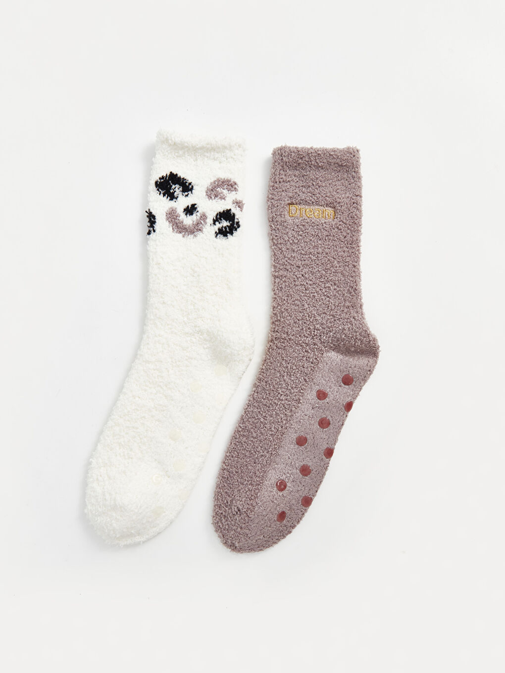 Socks with nonslip soles shop