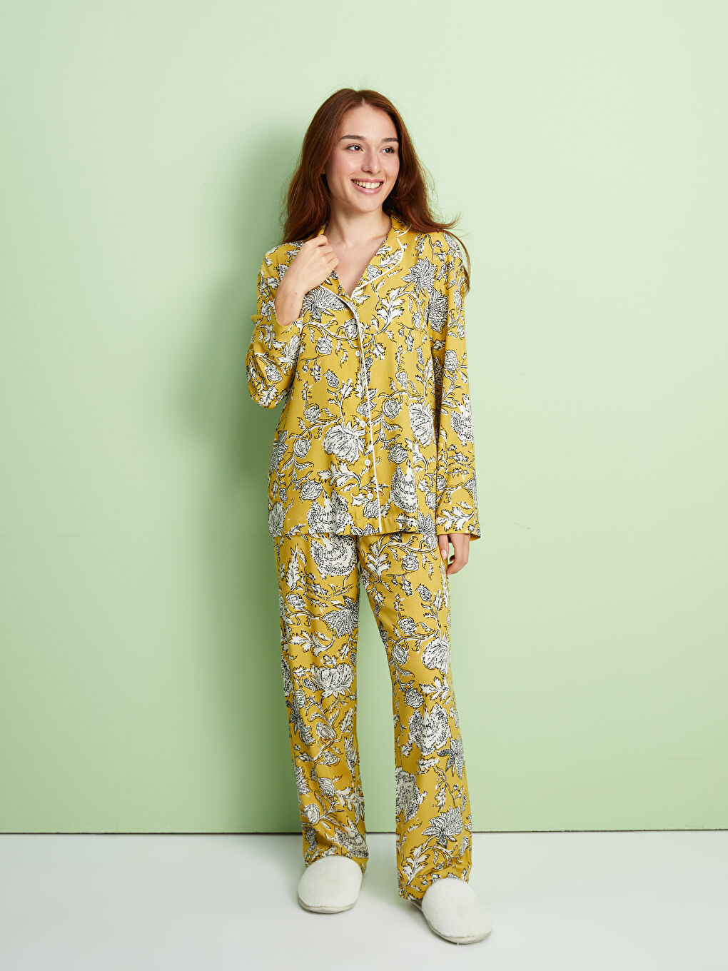 YELLOW Pyjamas Set W44648Z8 LUK W44648Z8 LUK LC Waikiki