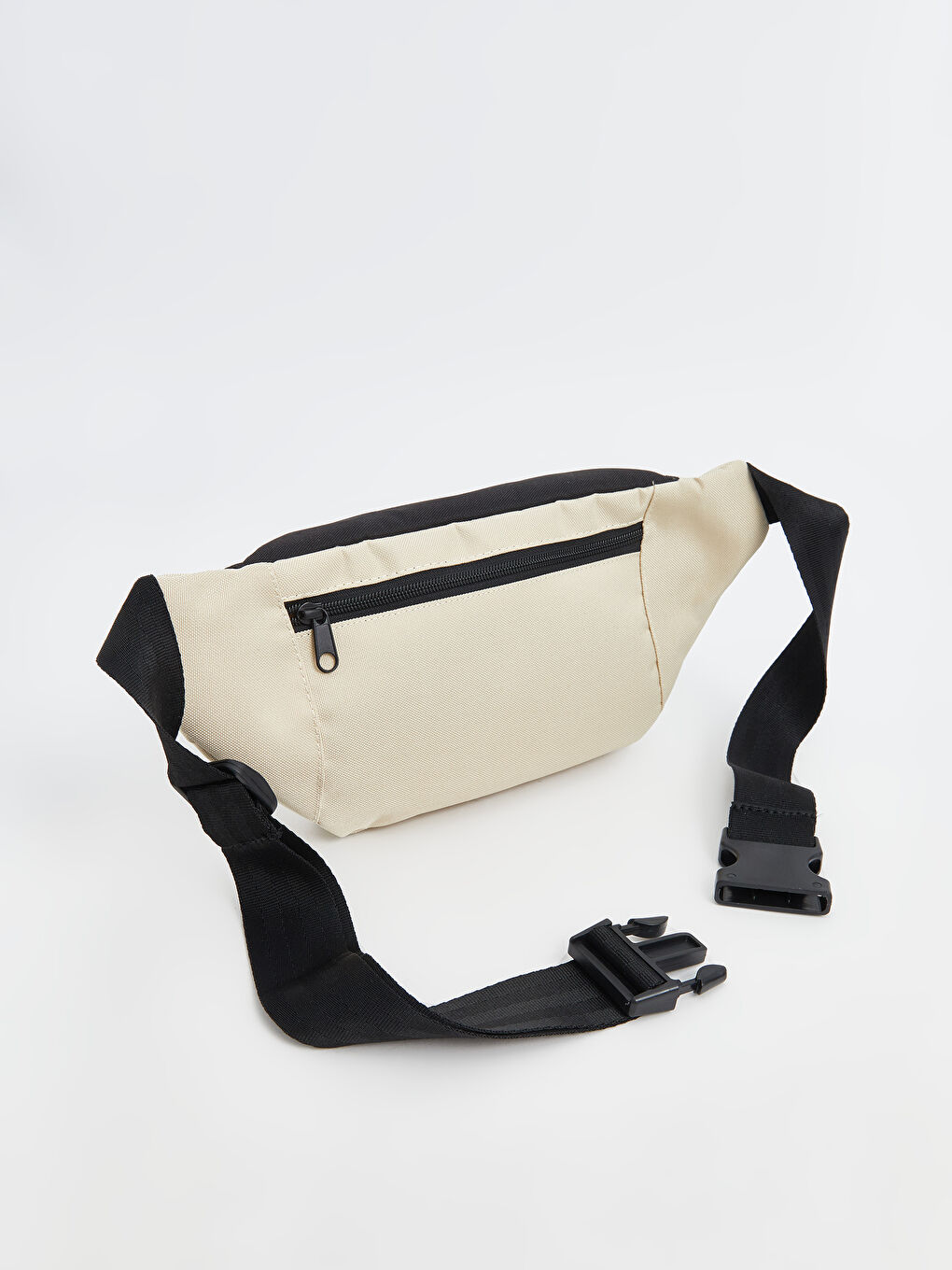 Multi Compartment Men s Chest Bag W45922Z8 YDT W45922Z8 YDT LC Waikiki